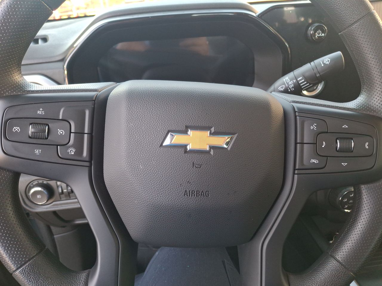 CHEVROLET - 26