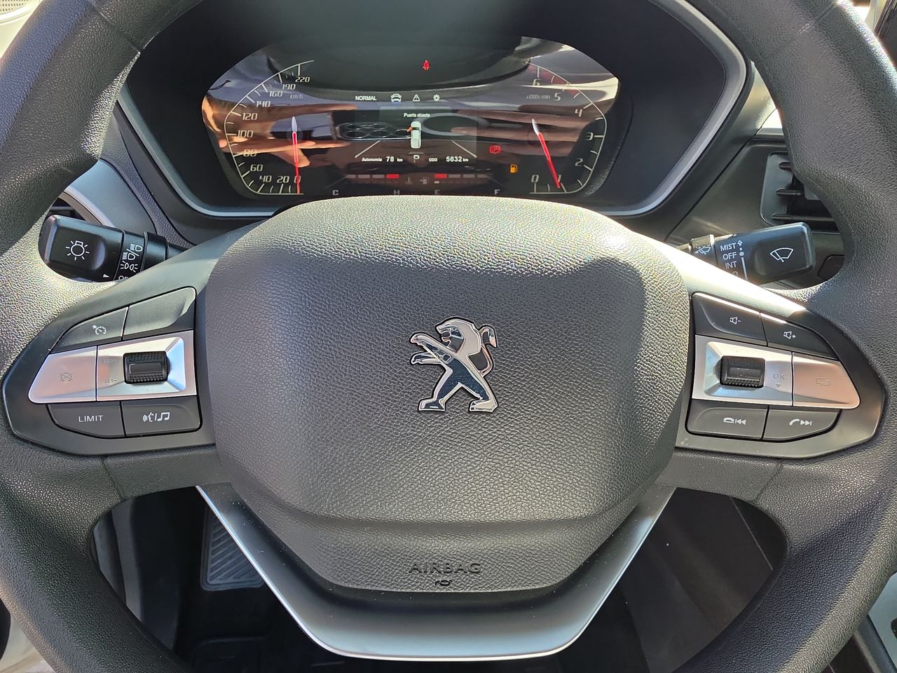 PEUGEOT - 18
