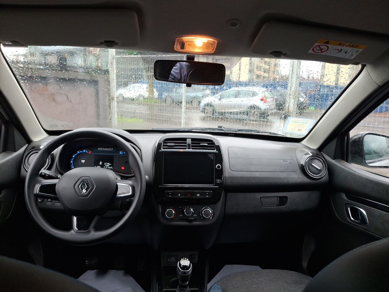 RENAULT - 9