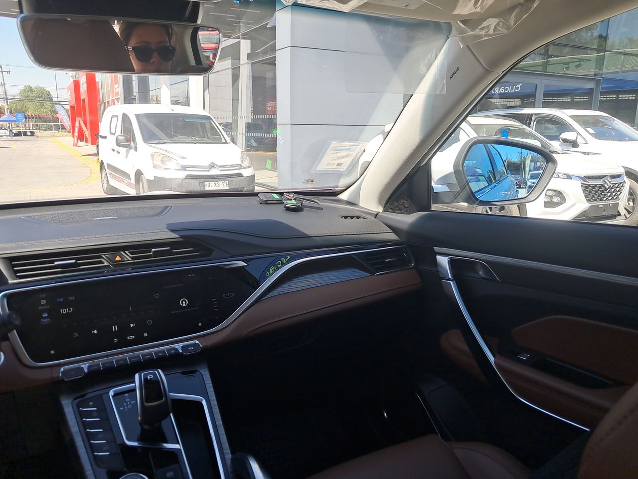 GEELY - 10