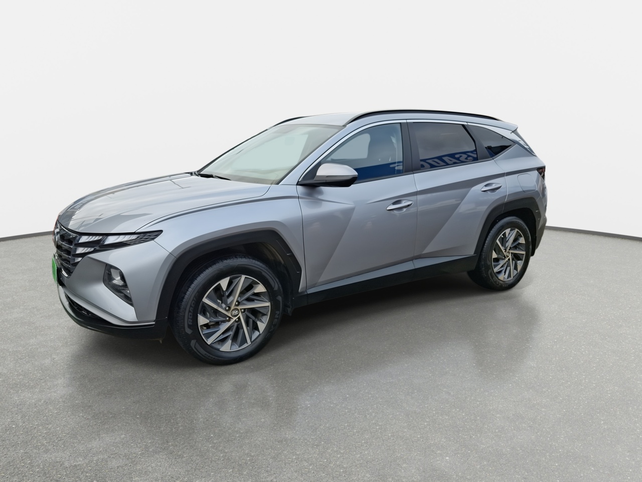 HYUNDAI - 3