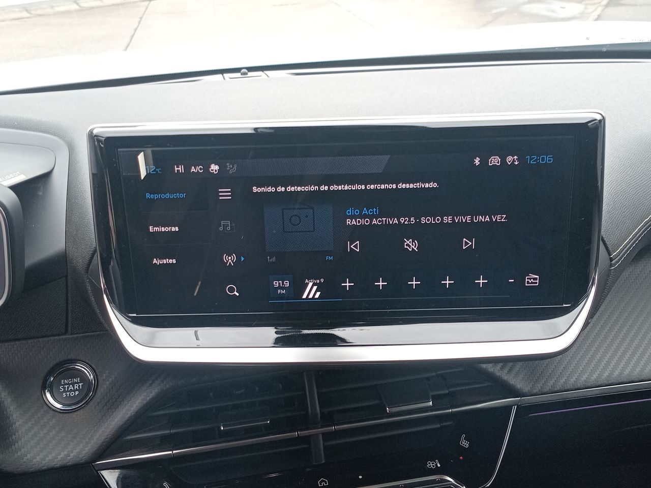 Peugeot 2008 — foto 20 de 28