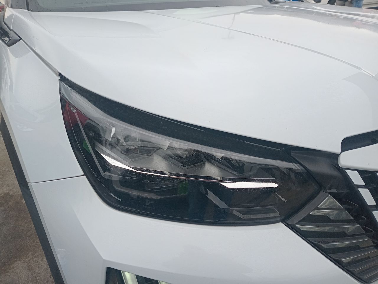 Peugeot 2008 — foto 10 de 28