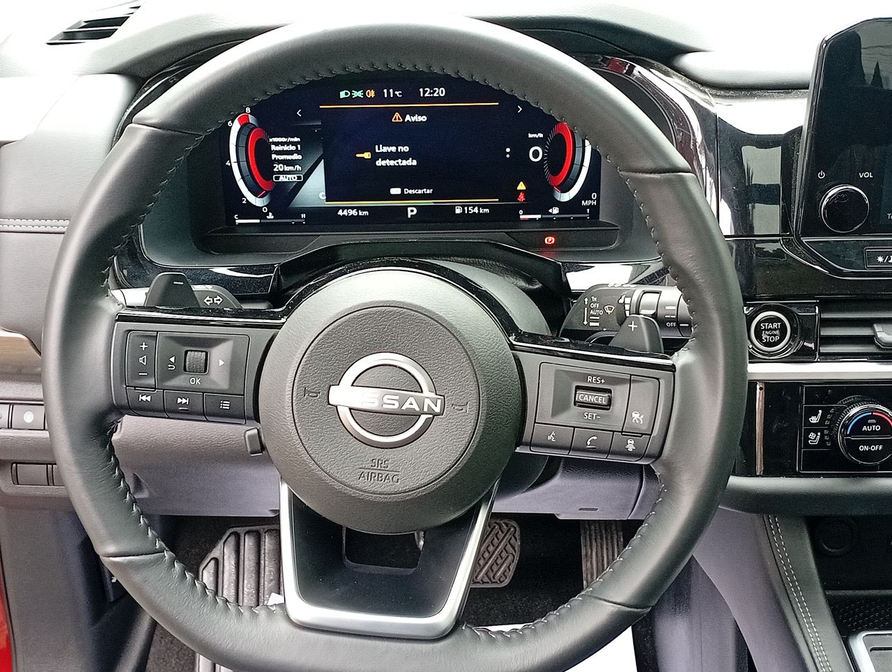 NISSAN - 26