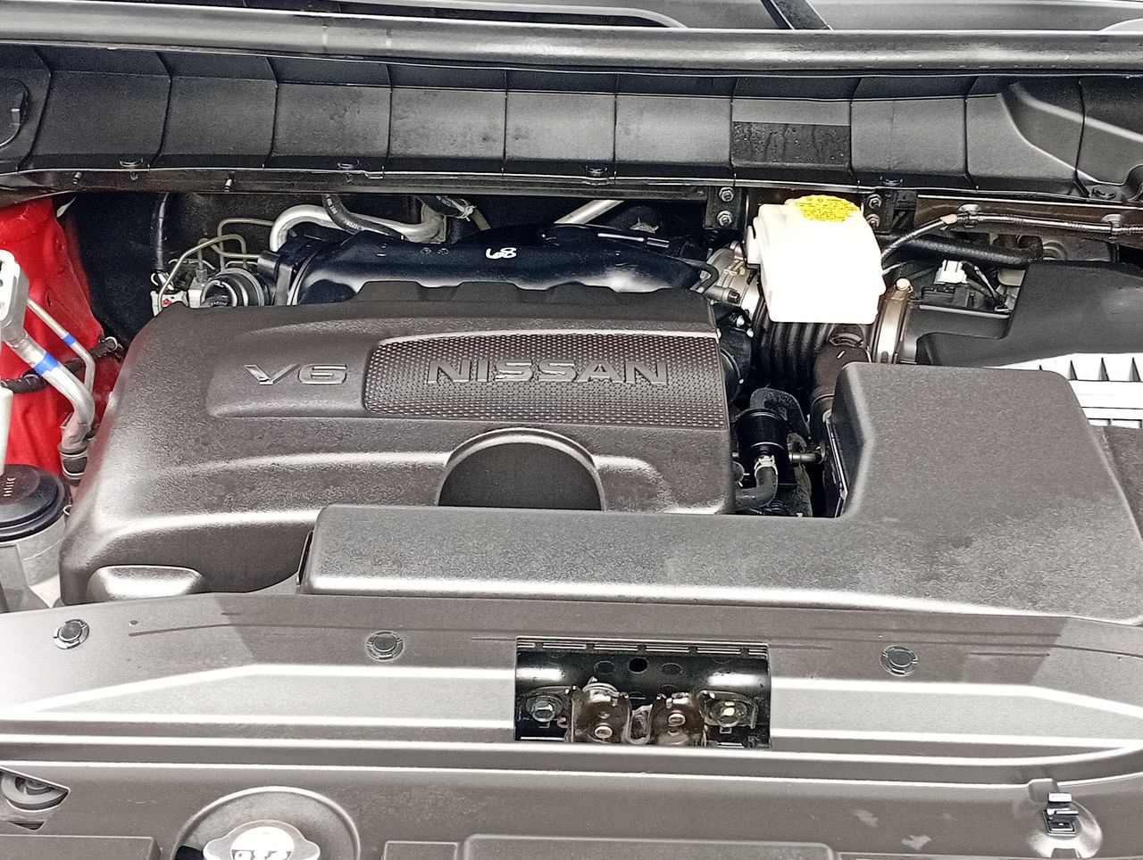 NISSAN - 18
