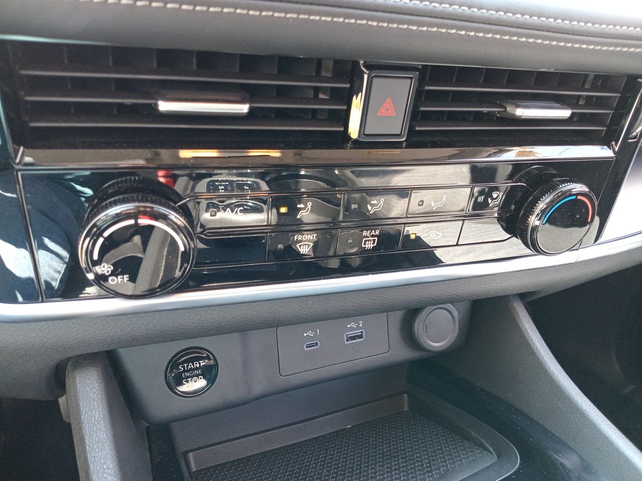 NISSAN - 30