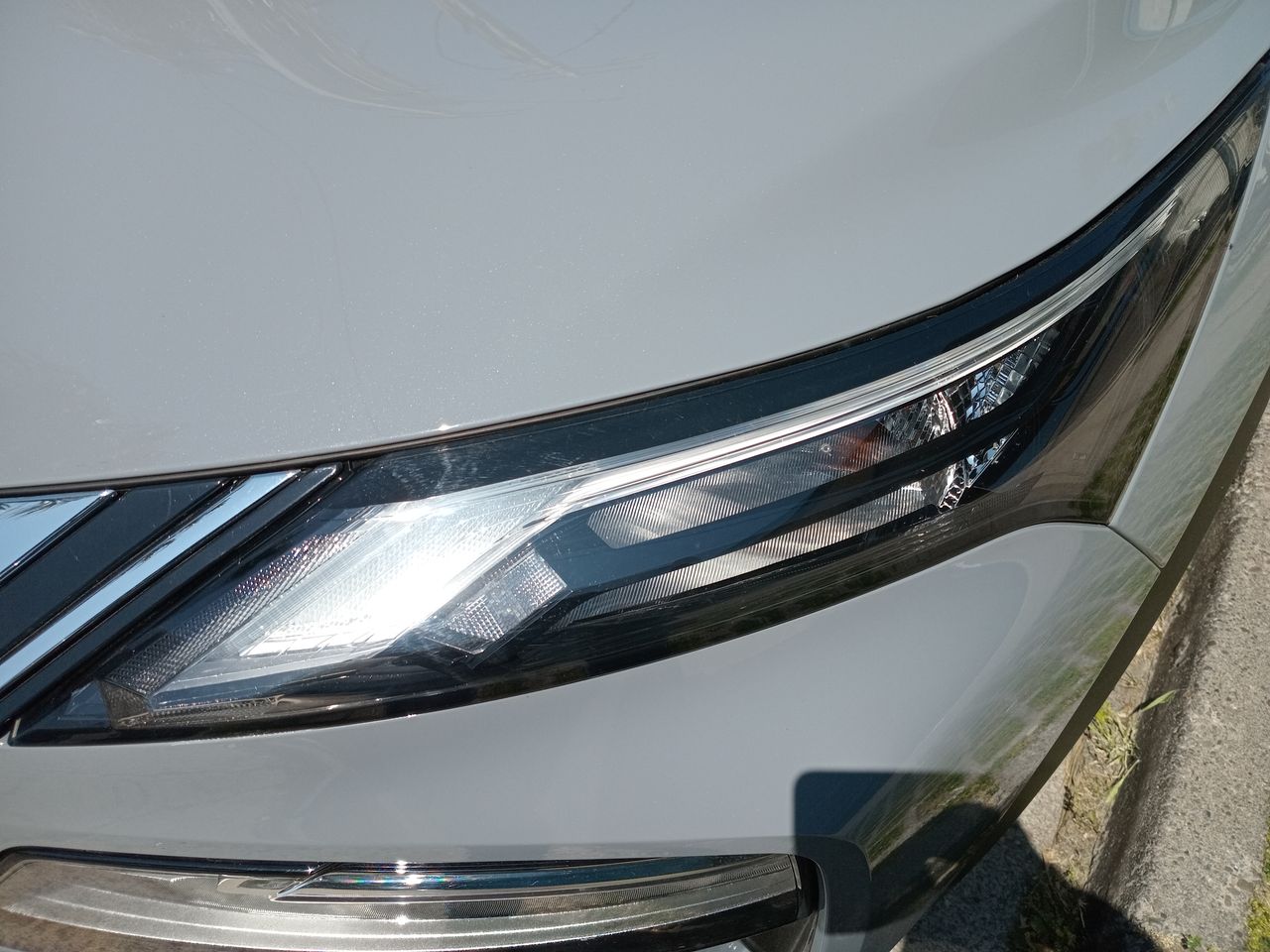 NISSAN - 19