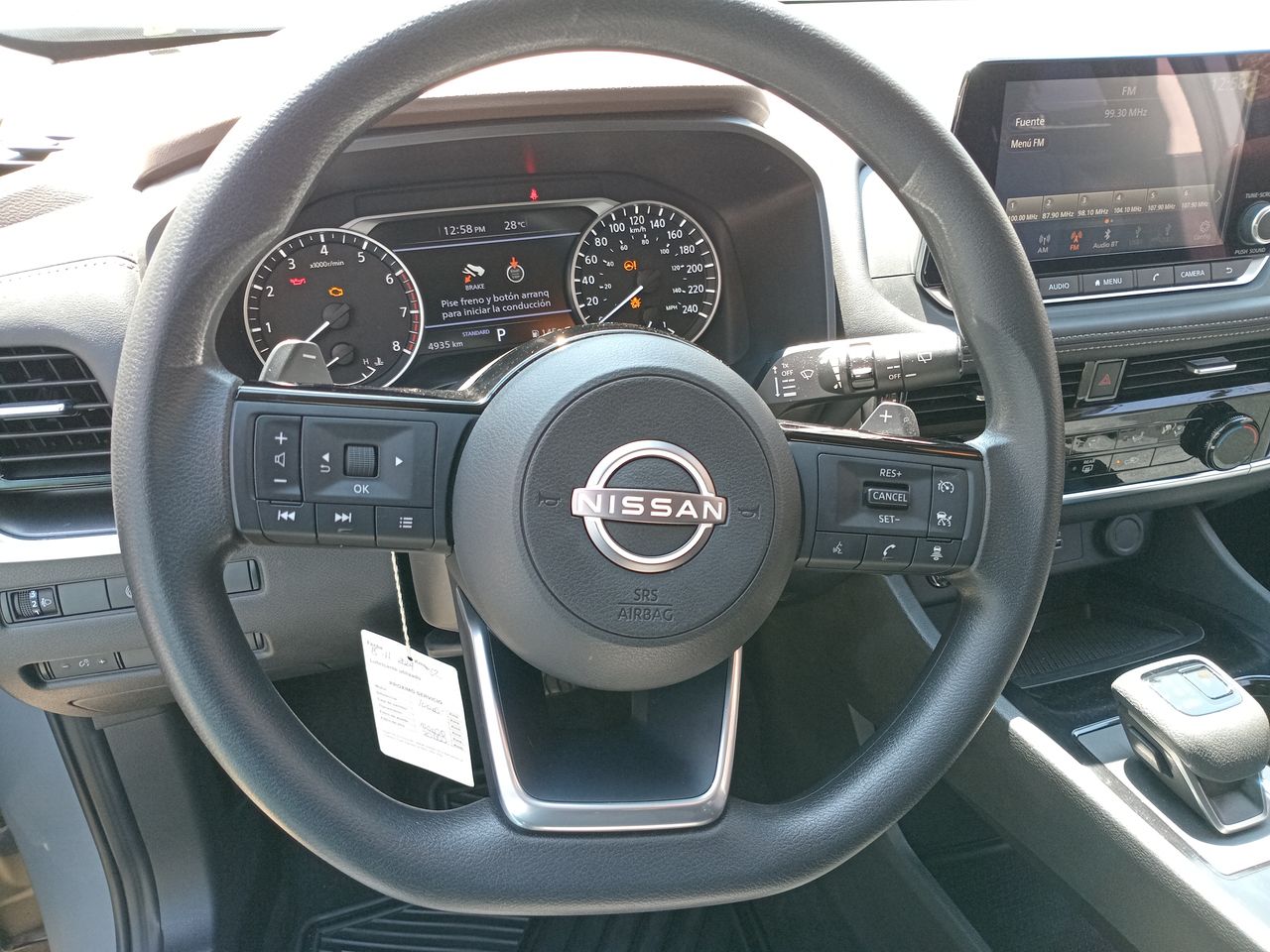 NISSAN - 25