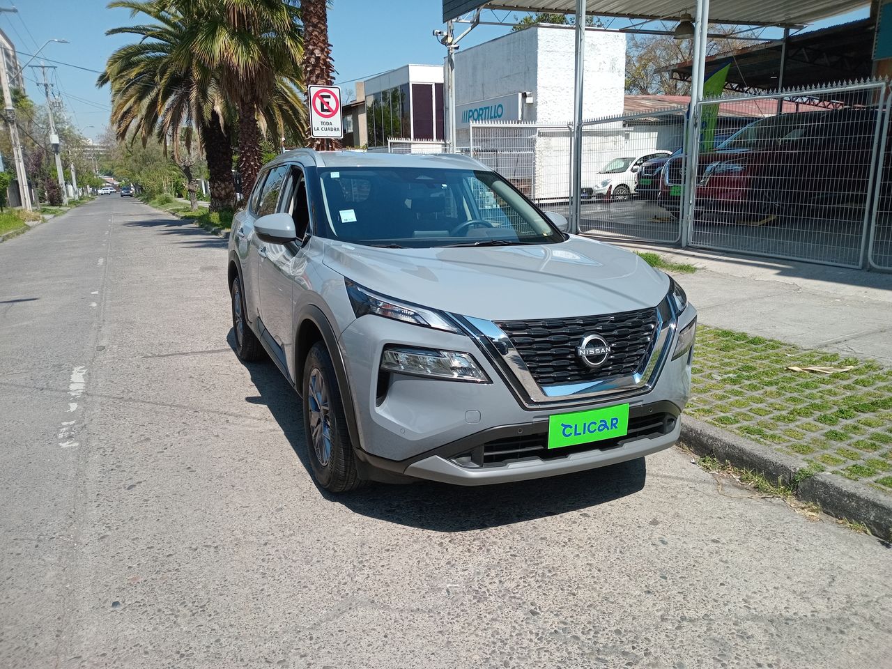 NISSAN - 2