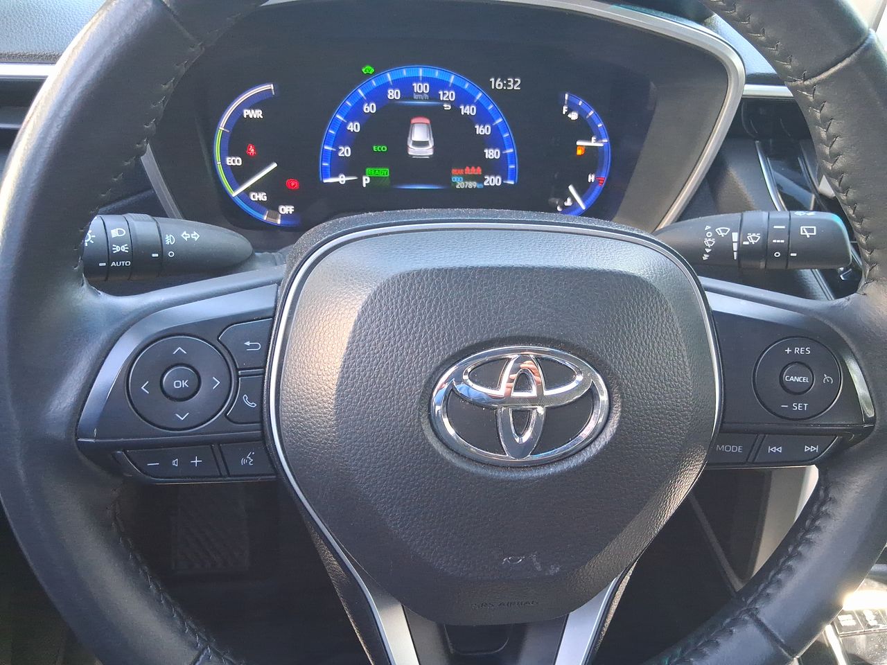 TOYOTA - 23