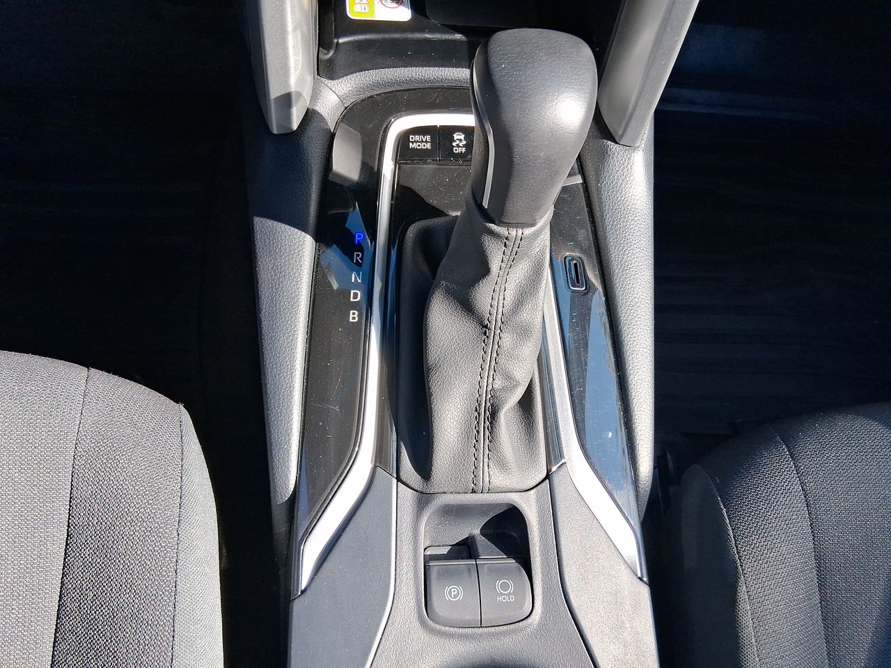 TOYOTA - 28