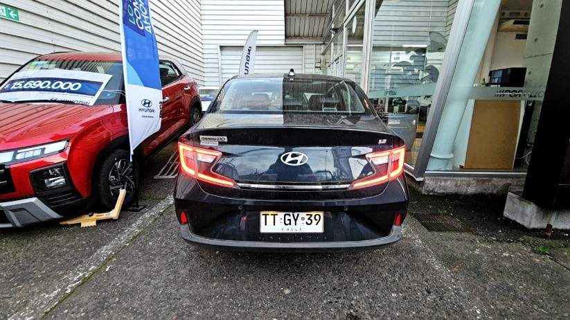 HYUNDAI - 4