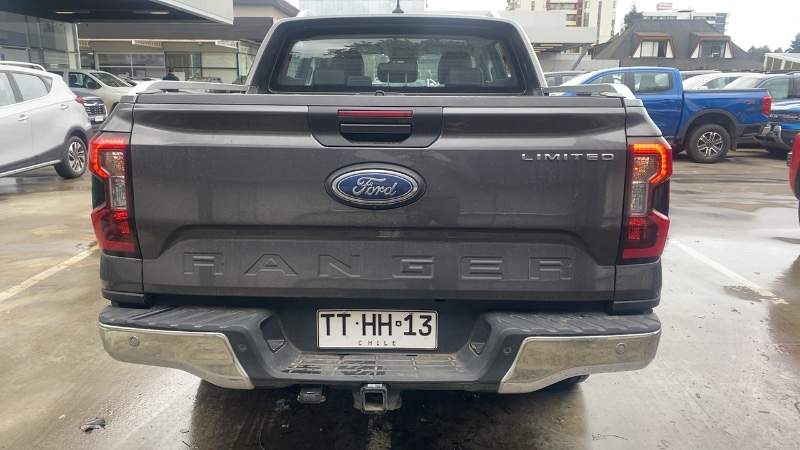 Volvo Ex30 — foto 6 de 7