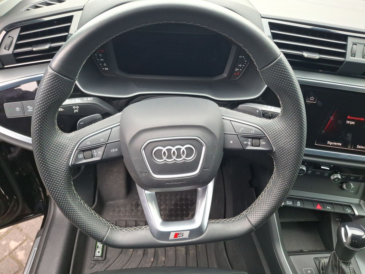 AUDI - 16