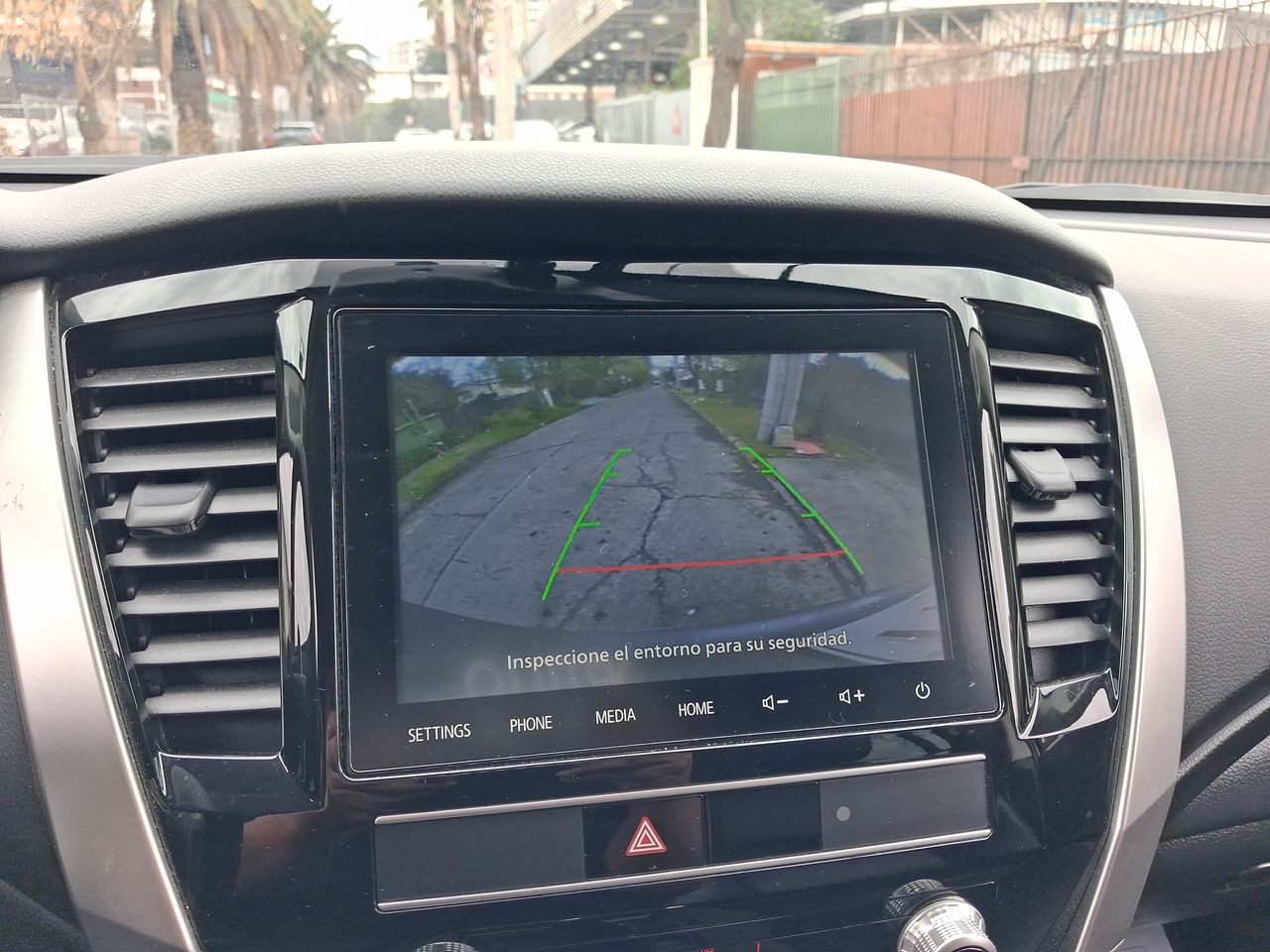 Mitsubishi Montero Sport — foto 21 de 29