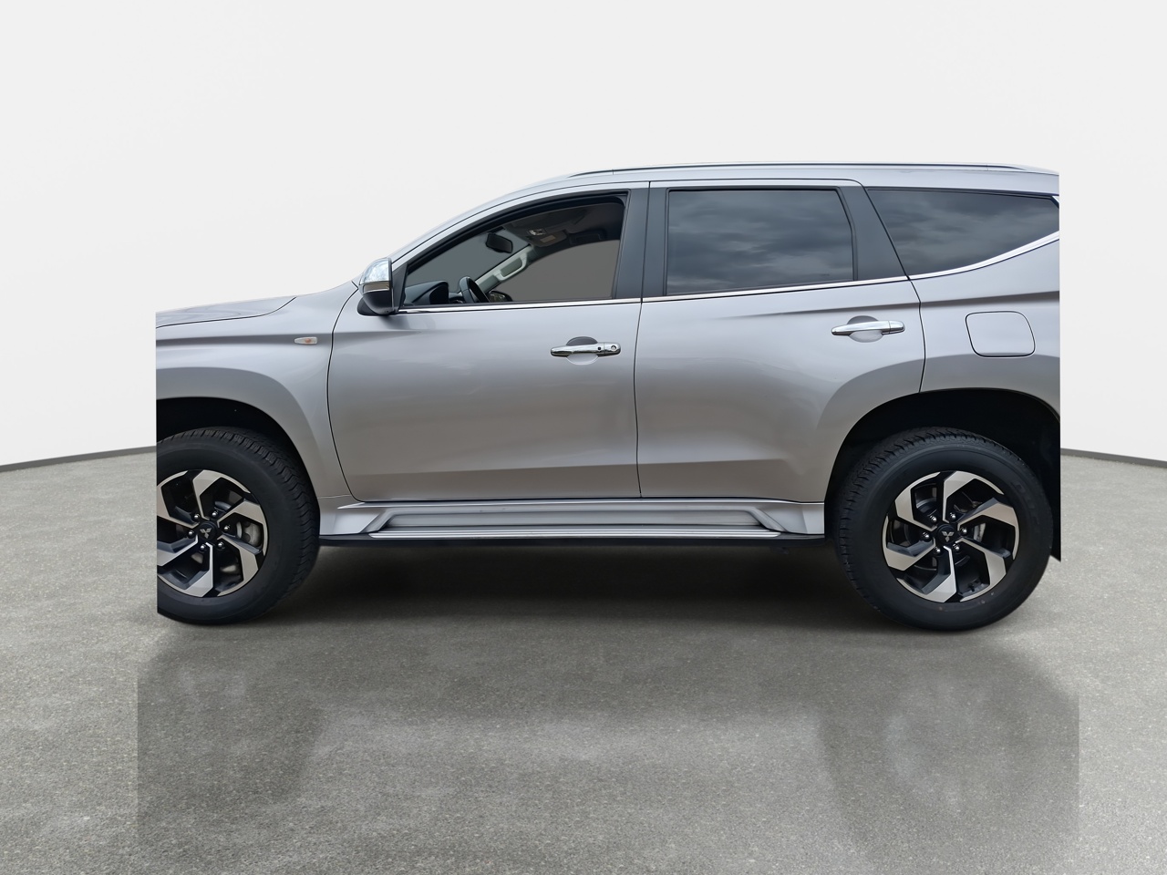 MITSUBISHI - 4