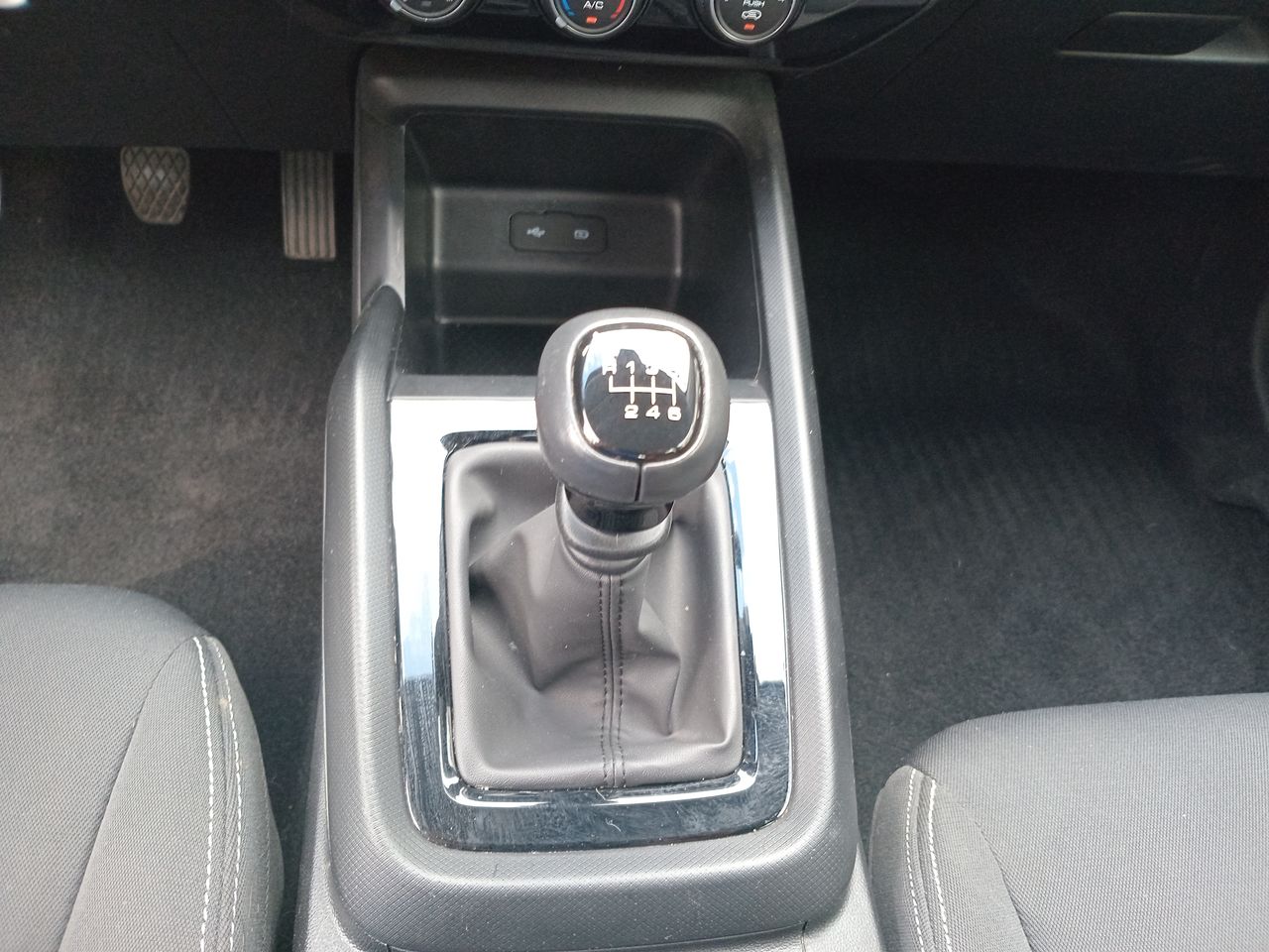 CHEVROLET - 29