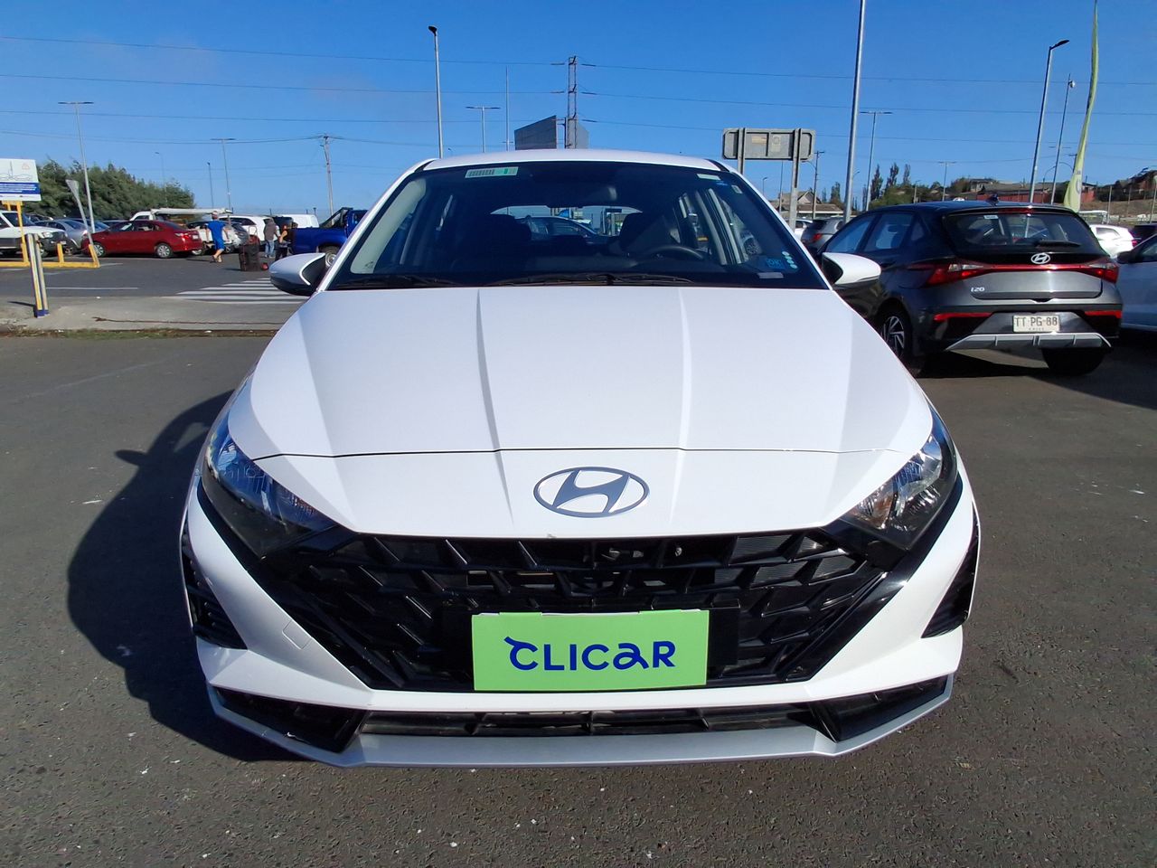 HYUNDAI - 2