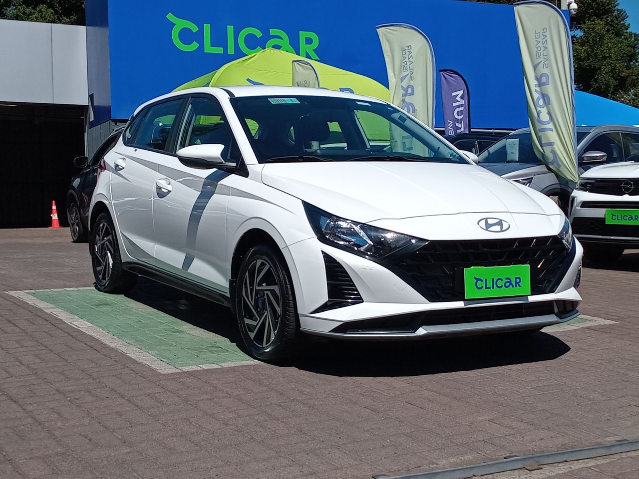 HYUNDAI - 1