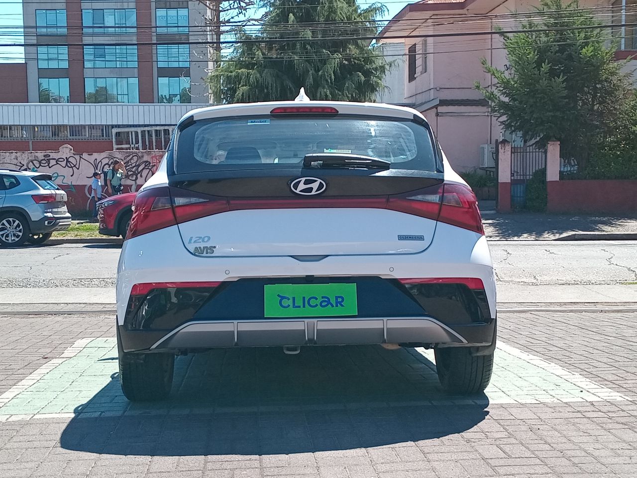 HYUNDAI - 6