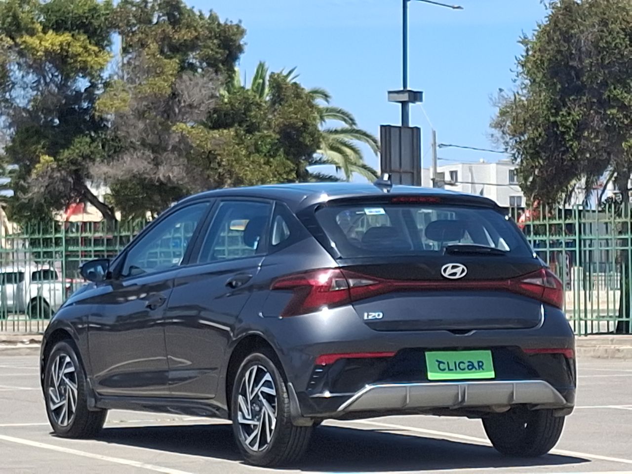 HYUNDAI - 5