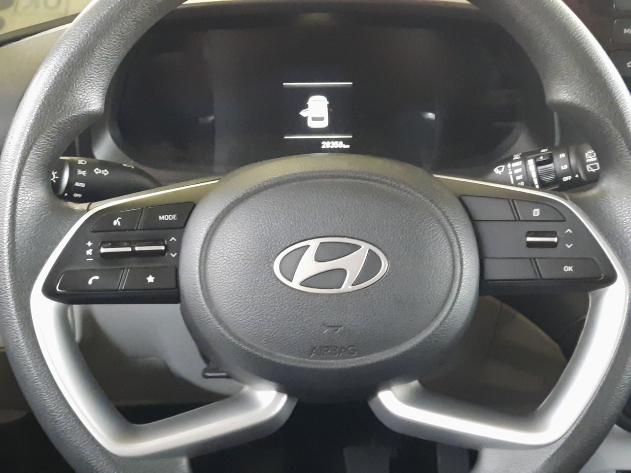 HYUNDAI - 26