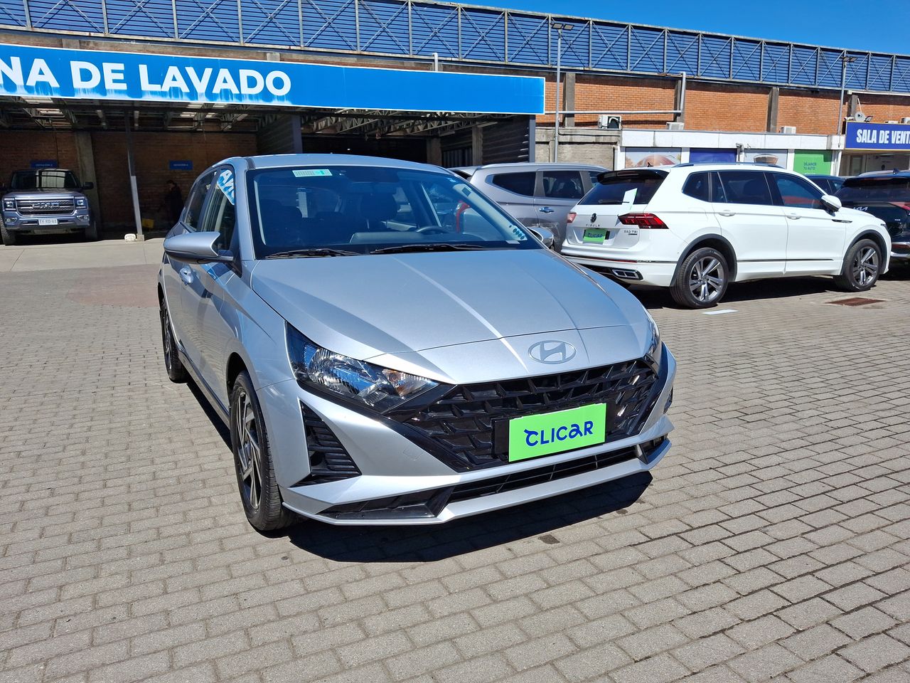 HYUNDAI - 1