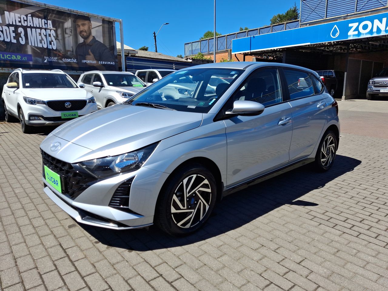 HYUNDAI - 3