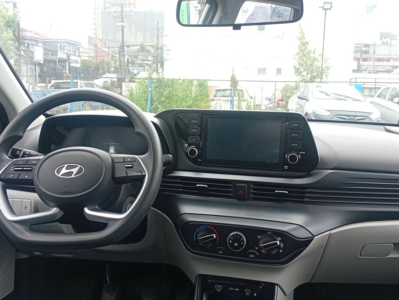 HYUNDAI - 15