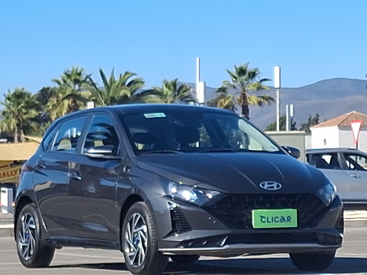 HYUNDAI - 1