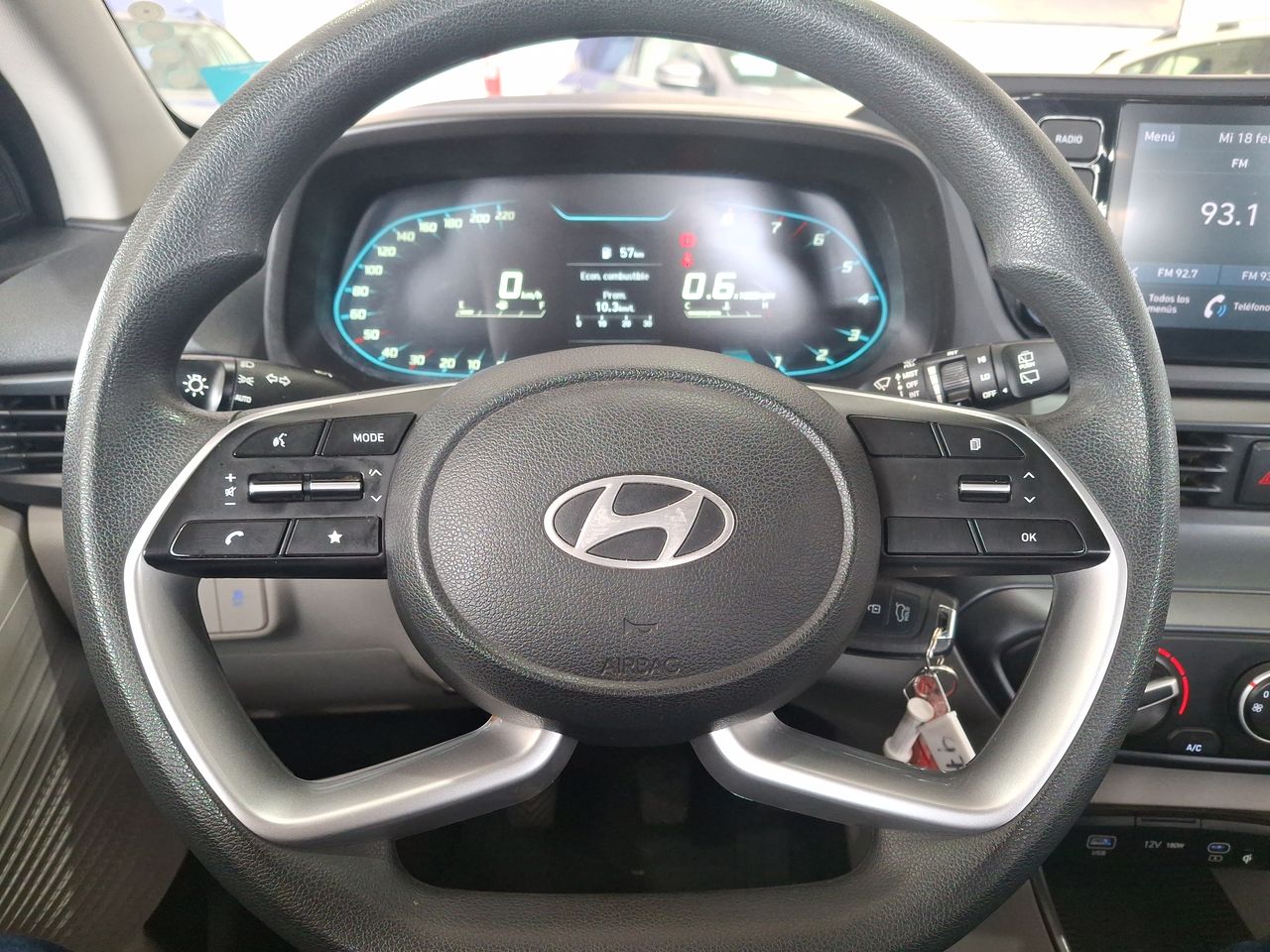 HYUNDAI - 24