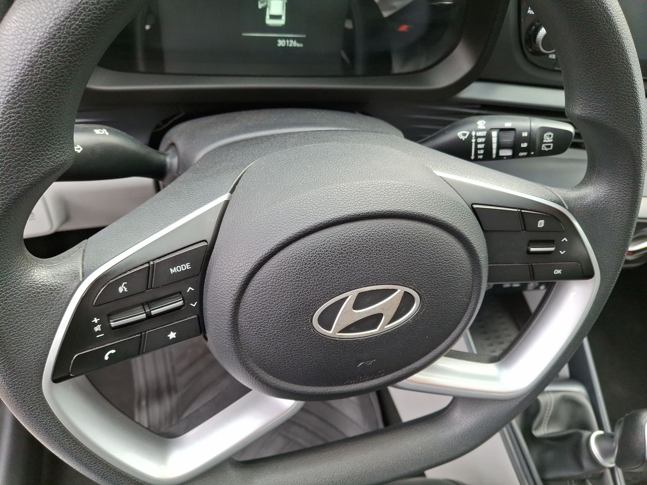 HYUNDAI - 25