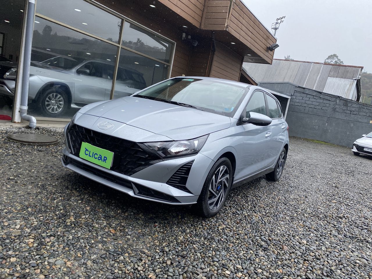 HYUNDAI - 3