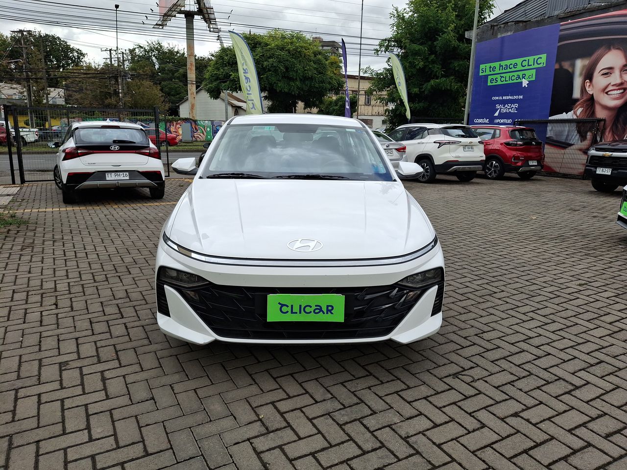 HYUNDAI - 2