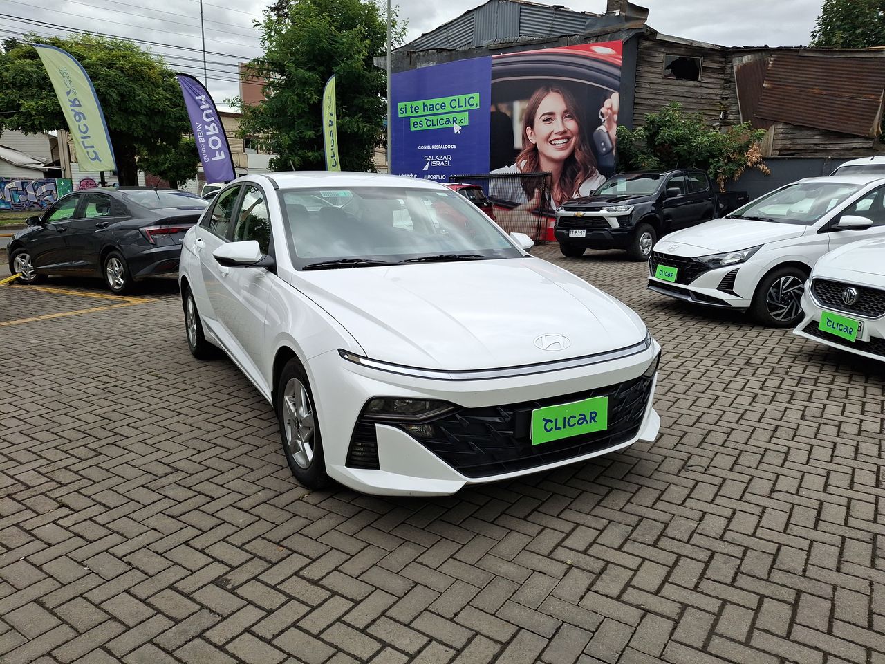 HYUNDAI - 4