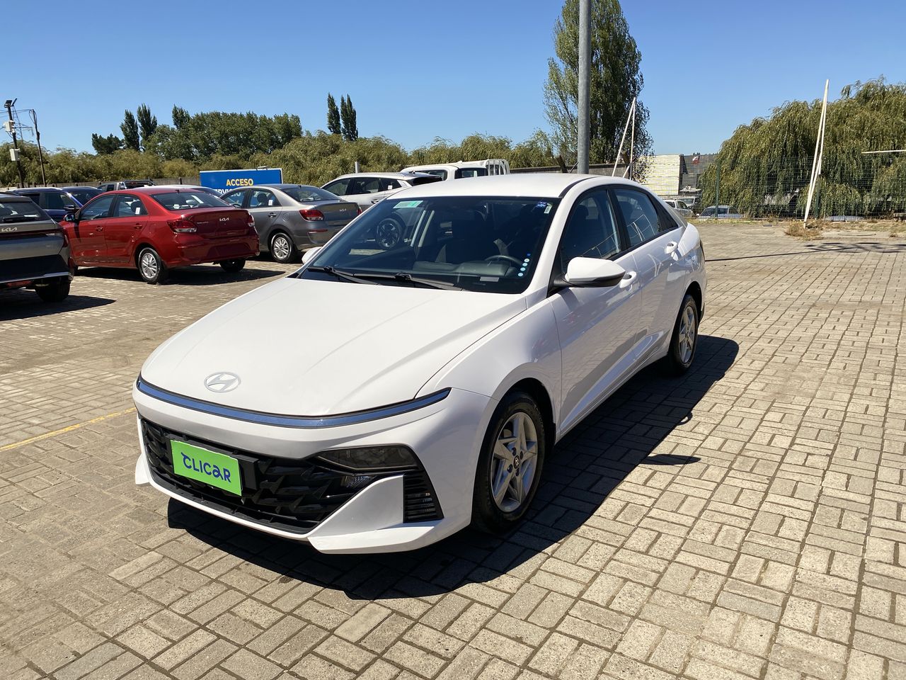 HYUNDAI - 3