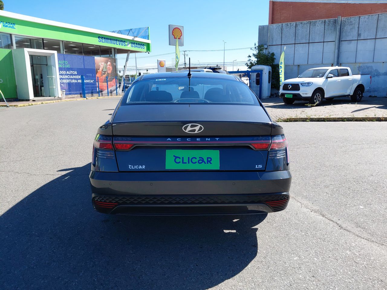 HYUNDAI - 6
