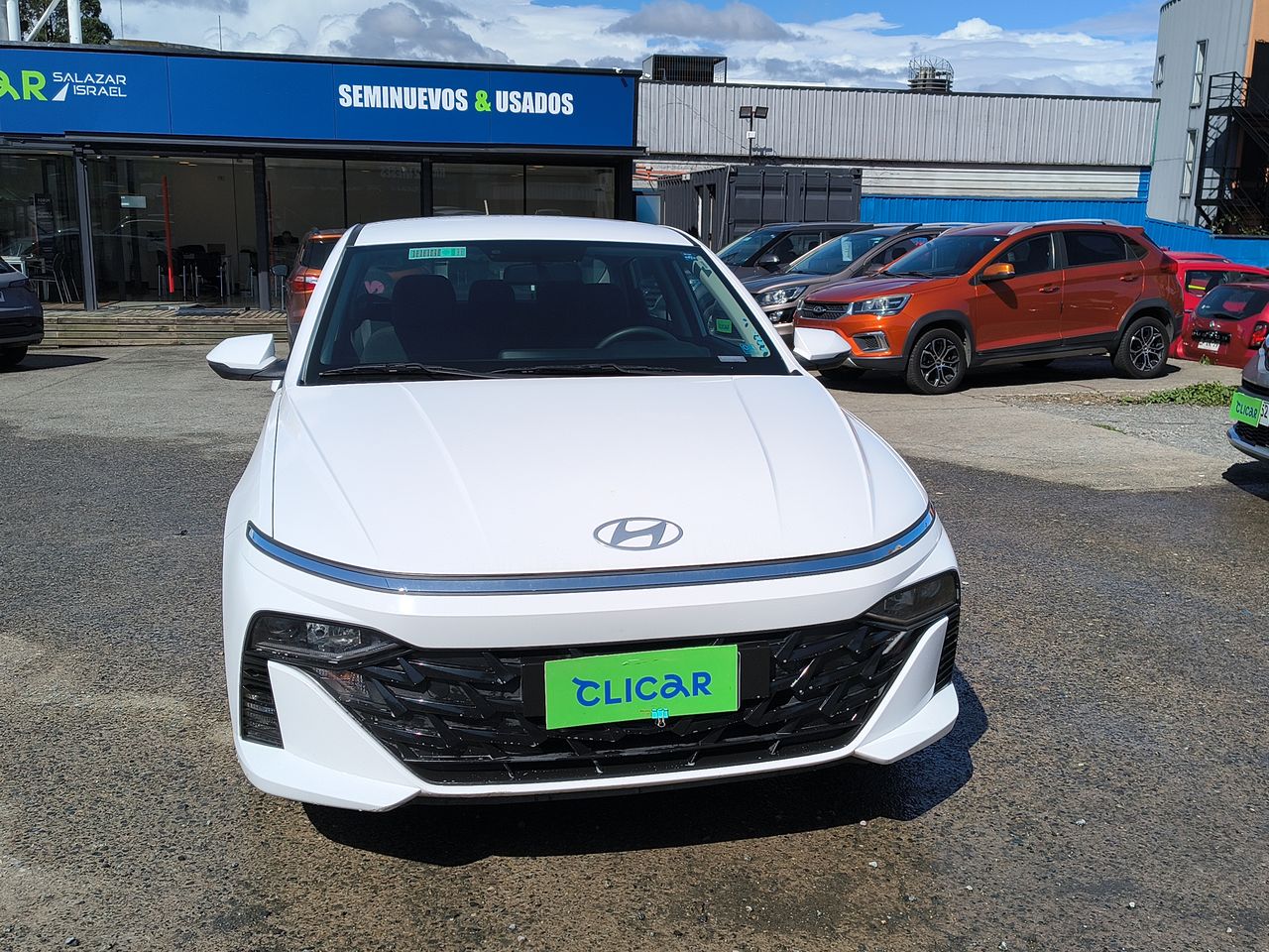 HYUNDAI - 2