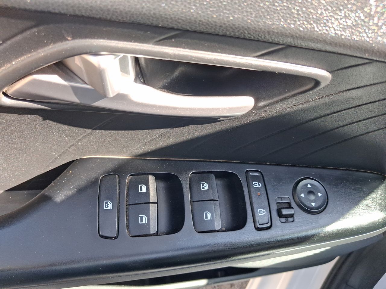 HYUNDAI - 13