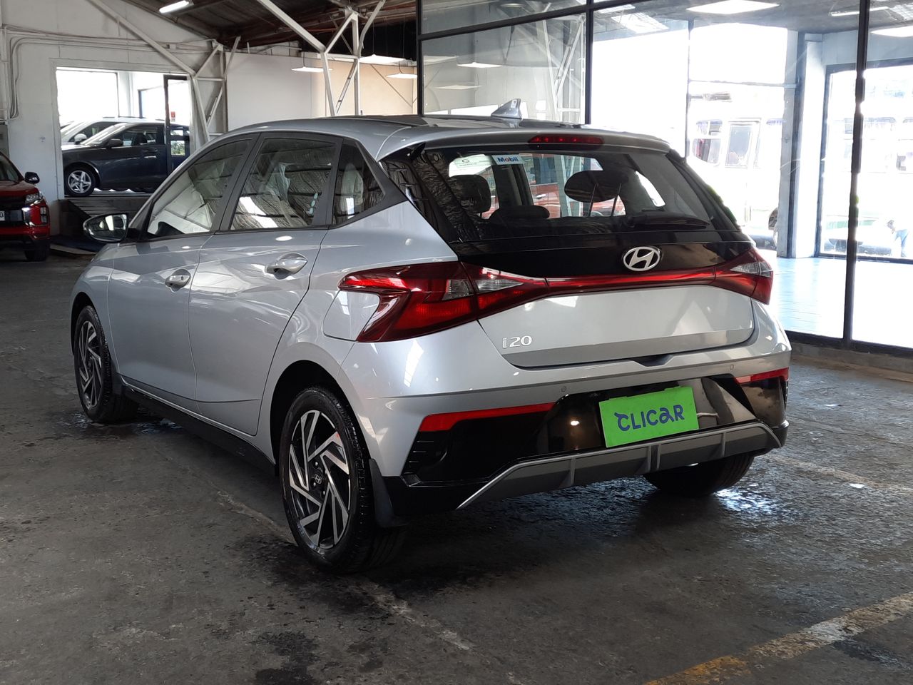 HYUNDAI - 5