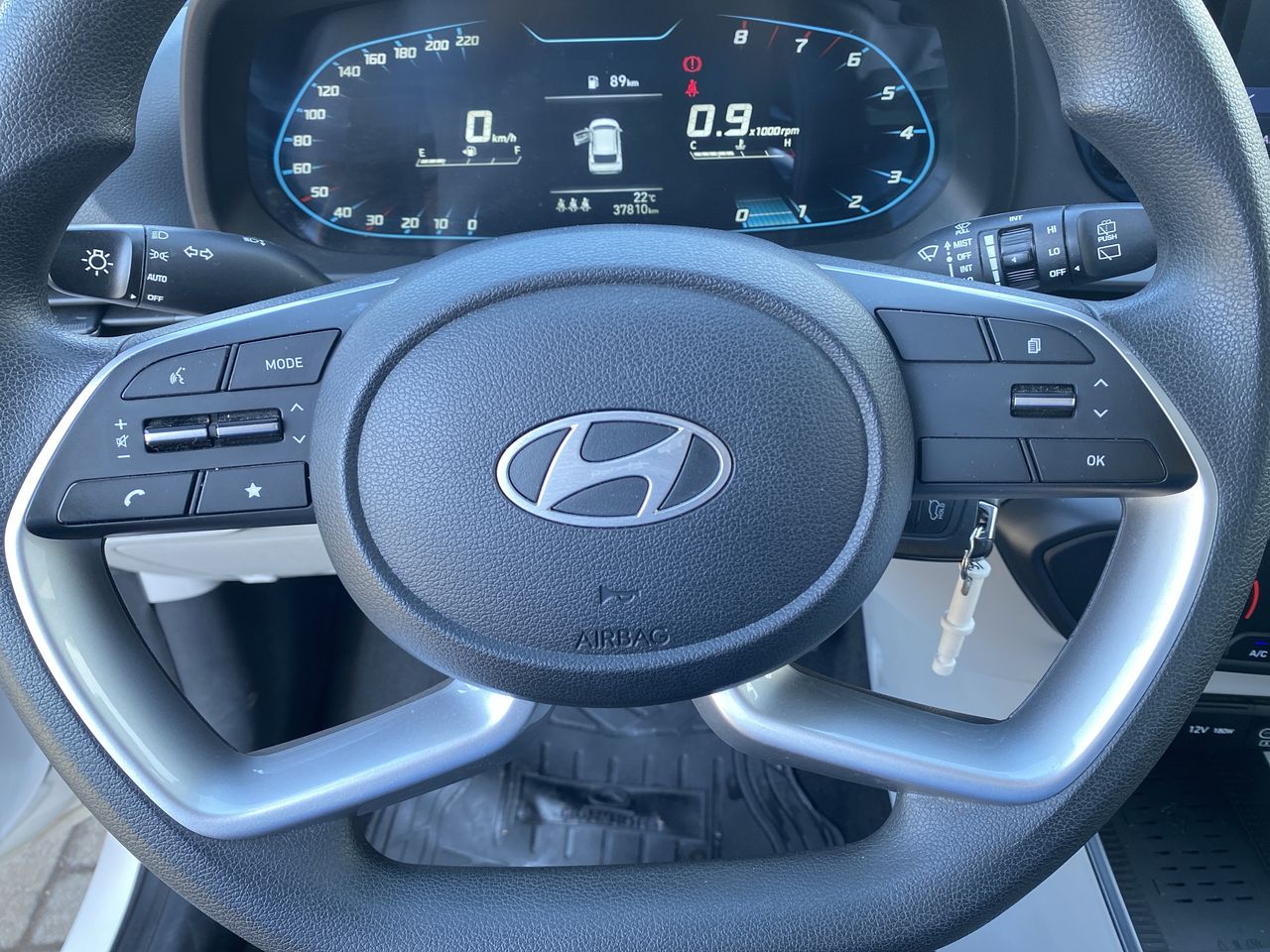 HYUNDAI - 26