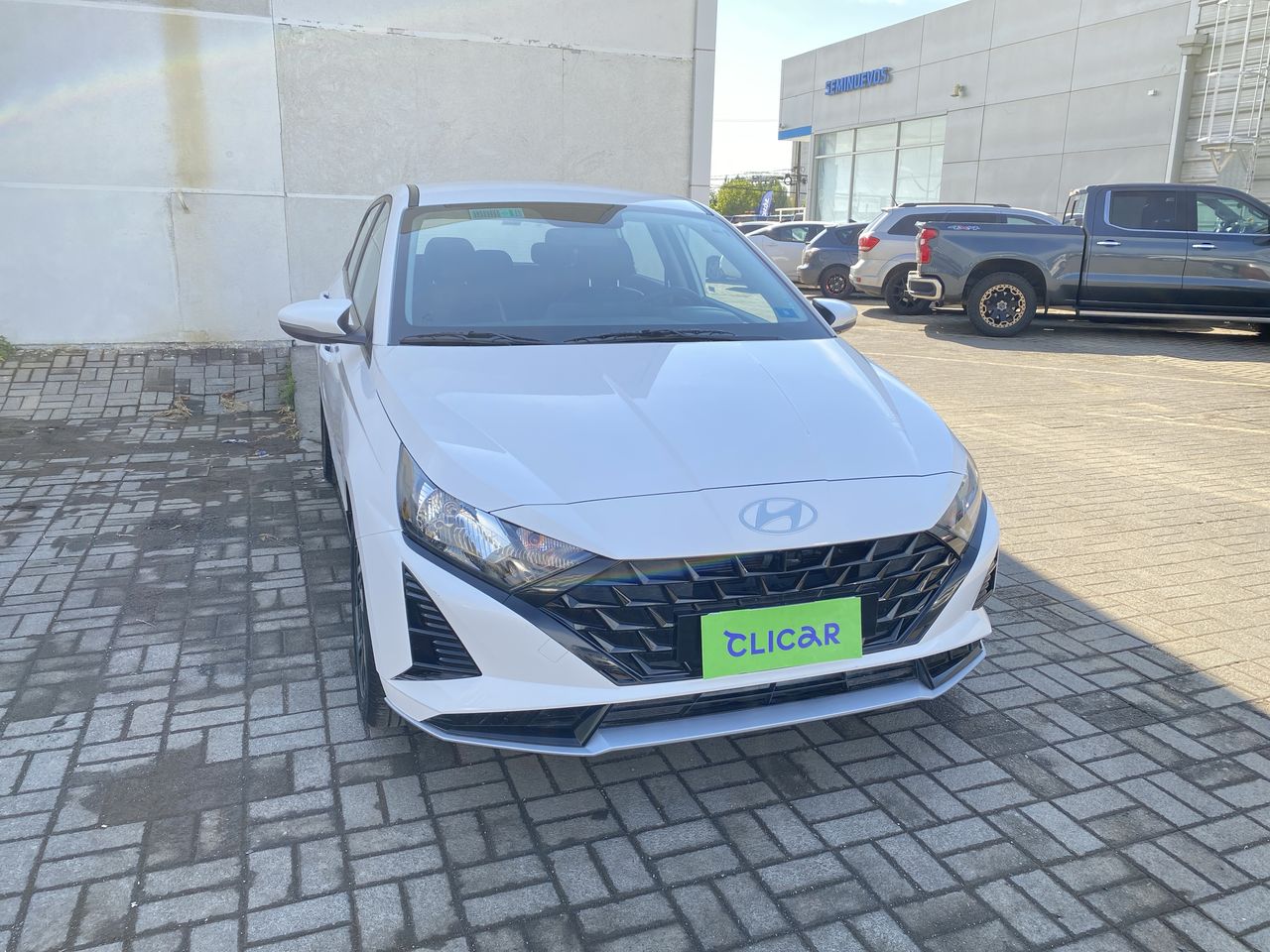 HYUNDAI - 2