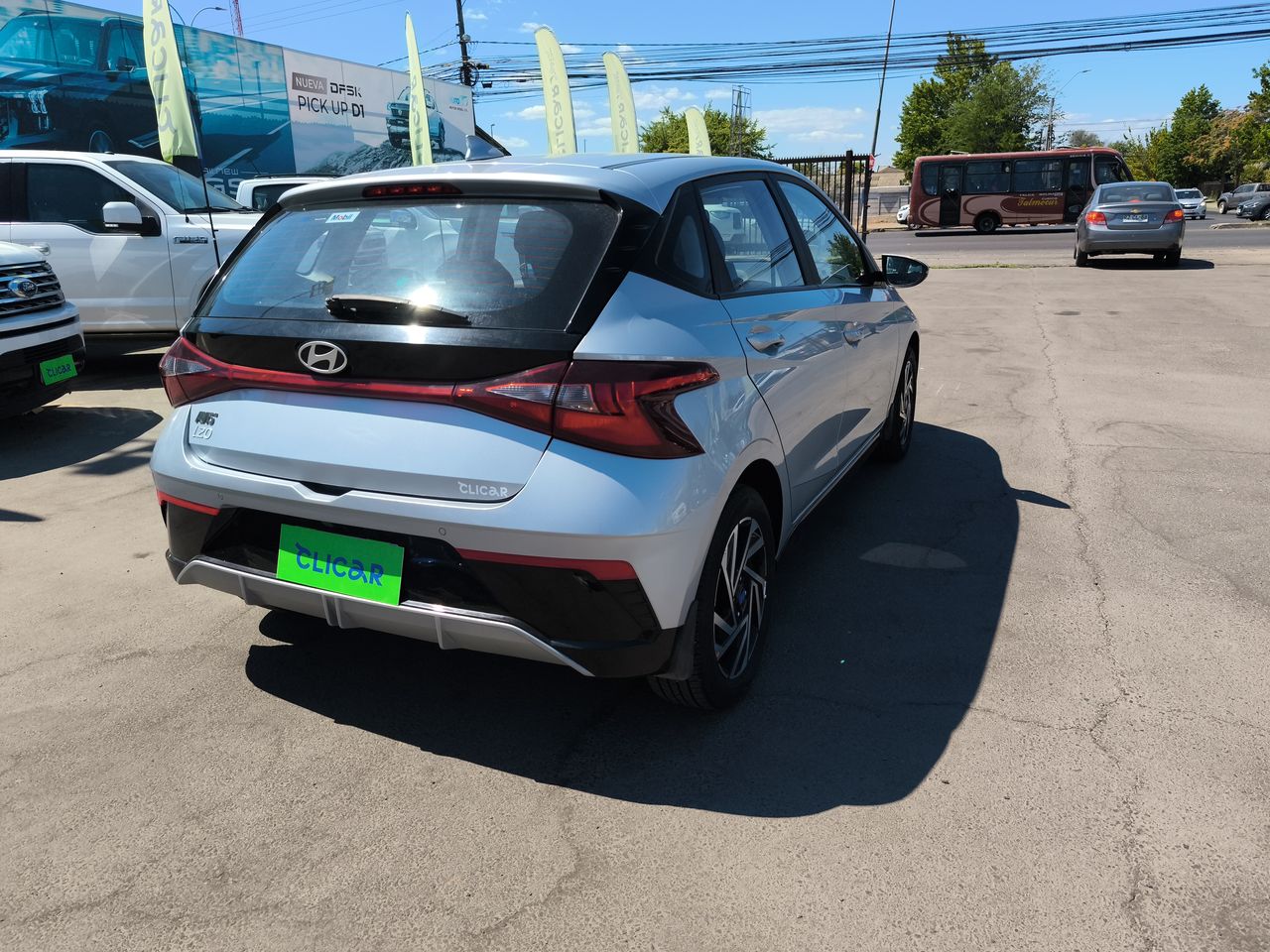 HYUNDAI - 7