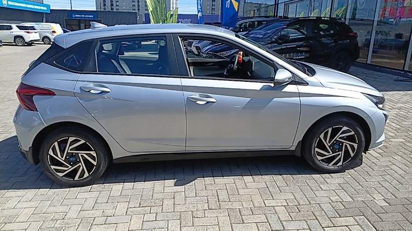 HYUNDAI - 3