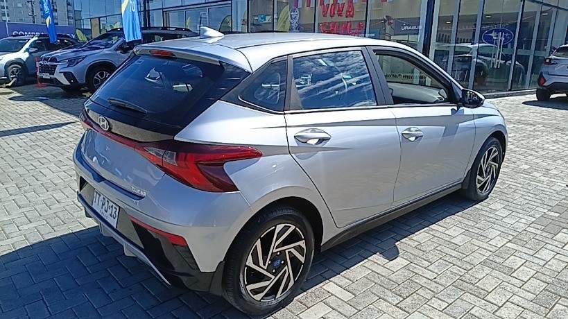 HYUNDAI - 4