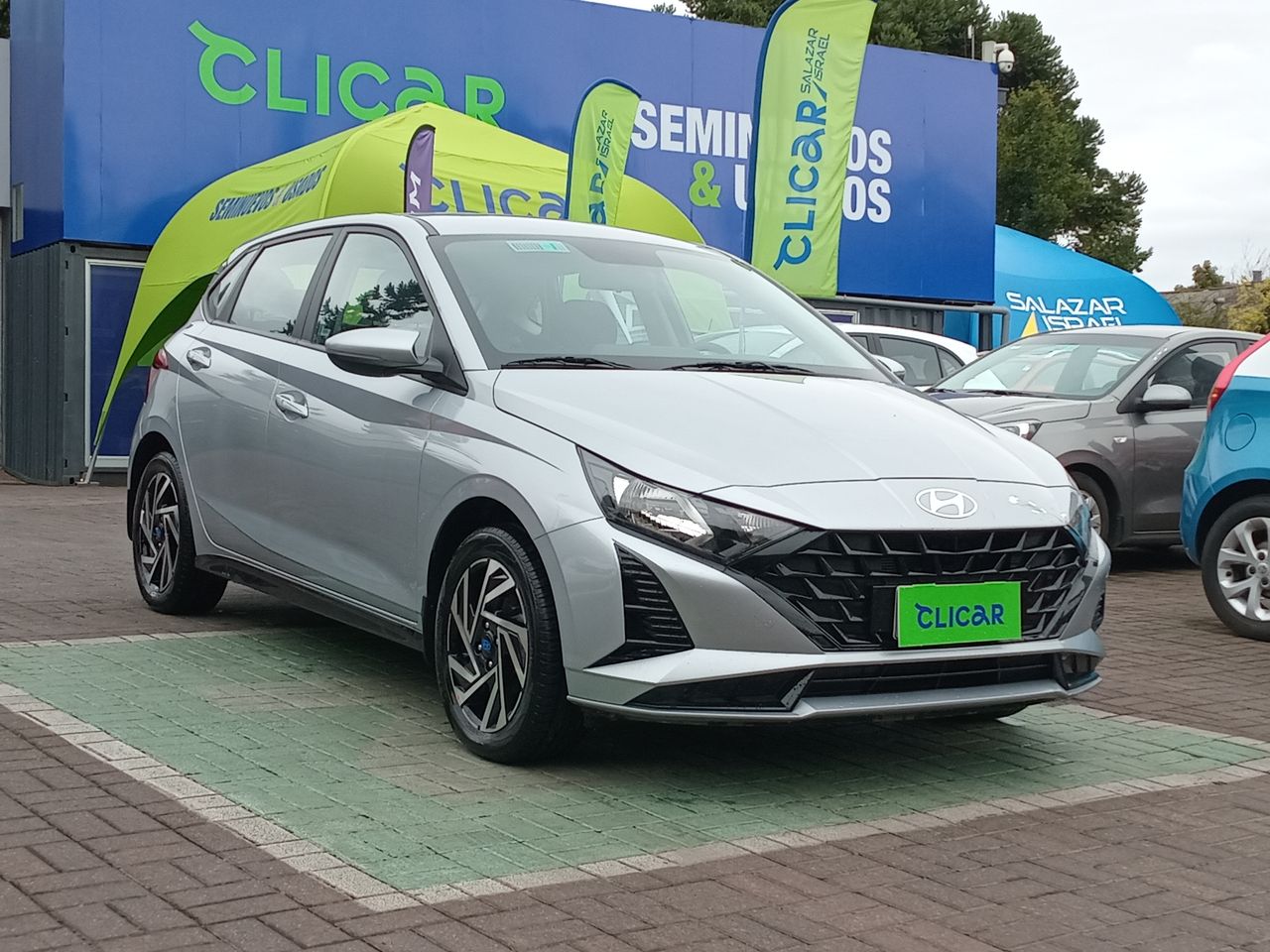 HYUNDAI - 4