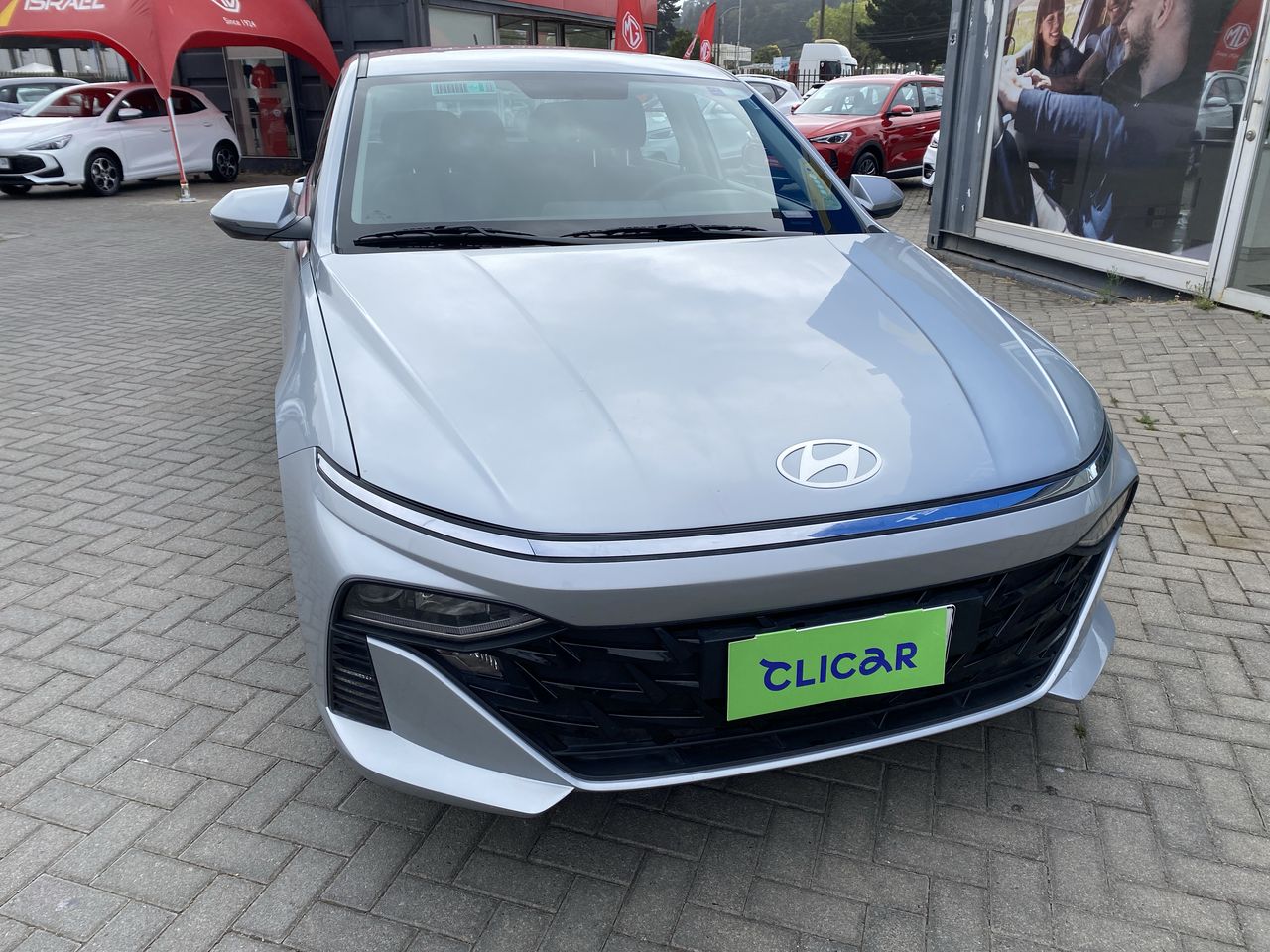 HYUNDAI - 2