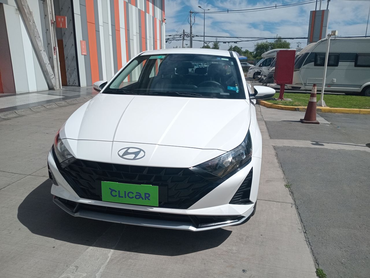 HYUNDAI - 2