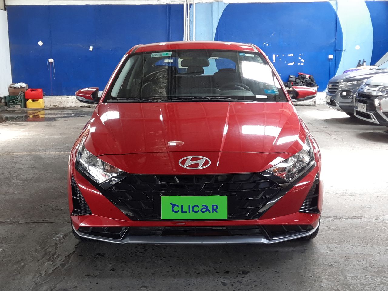 HYUNDAI - 2