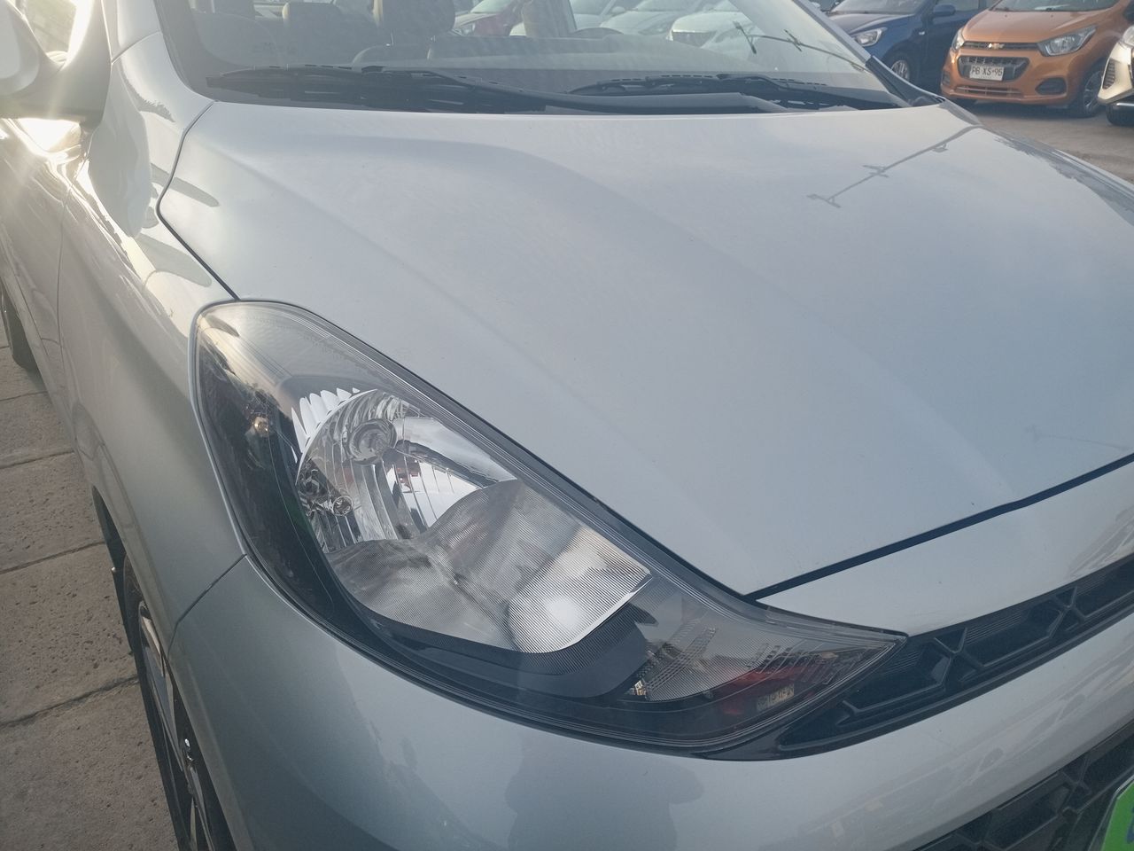 HYUNDAI - 9